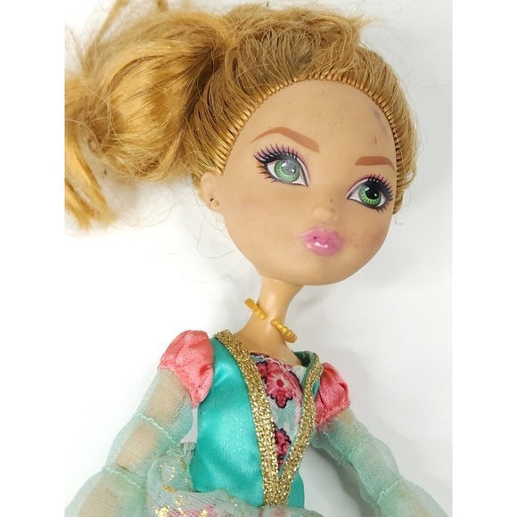 Mattel 2012 Ever After High First 1st Chapter Ashlynn‎ Ella Doll - Picture 2 of 9